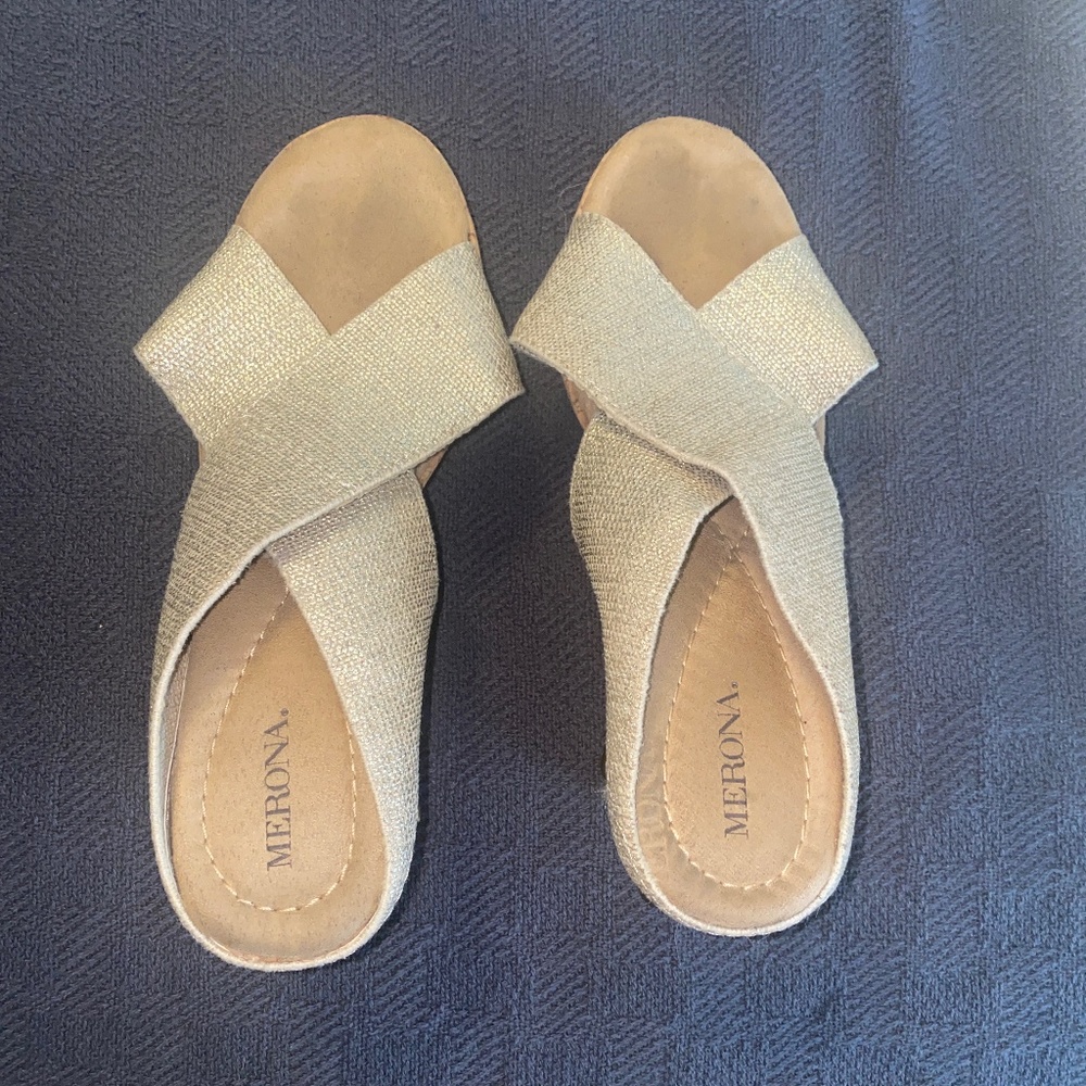 Gold Wedges sz 8